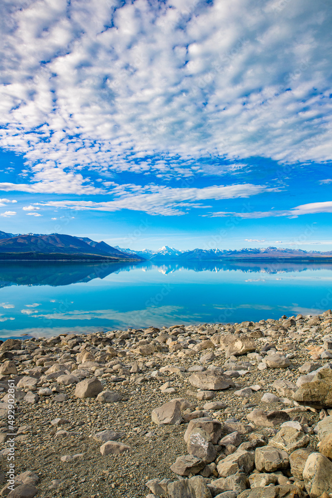 Lake in mountain scenery in New Zealand