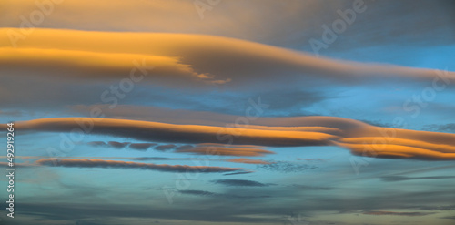 Plakat Lenticular clouds before the storm