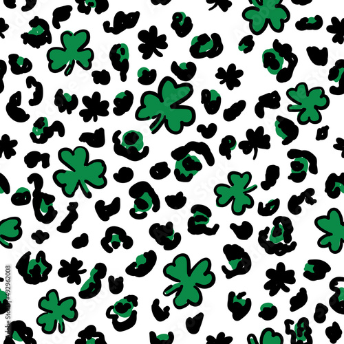 St Patrick's day themed leopard print pattern