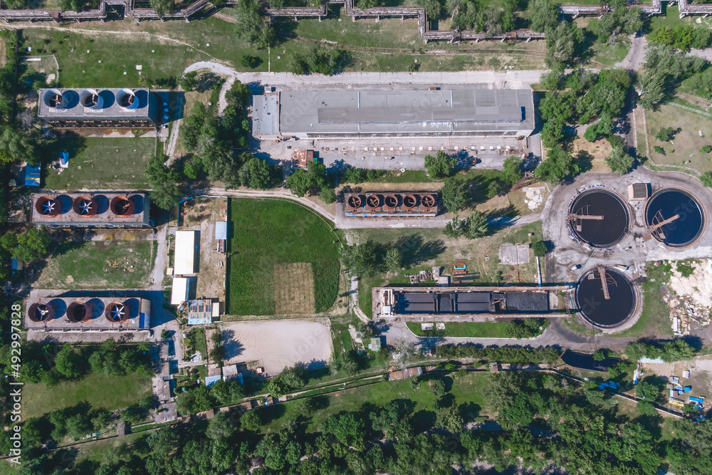 Obraz premium Panoramic view of the industrial city of Nikopol in Ukraine. Beautiful landscape in the city. industrial area