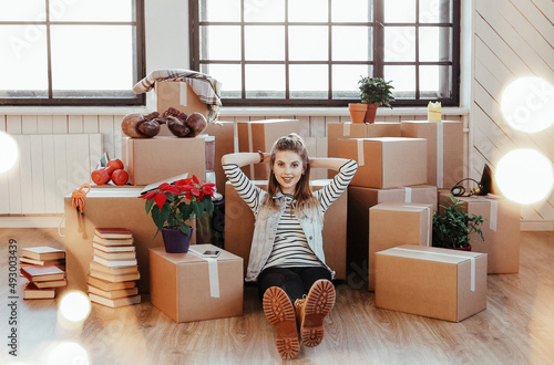 Girl is moving to new home