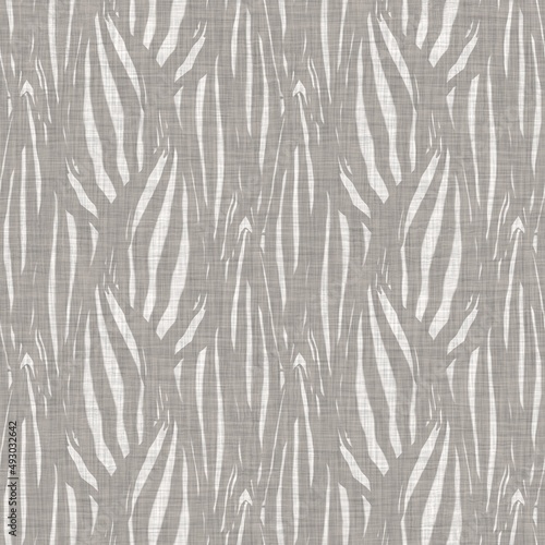 French grey botanical leaf linen seamless pattern with 2 tone country cottage style motif. Simple vintage rustic fabric textile effect. Primitive modern shabby chic kitchen cloth design.