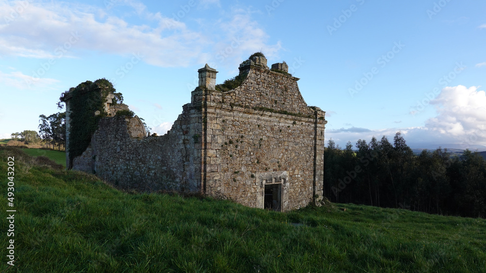 Ermita de San Pantaleón, Galizano (Cantabria)