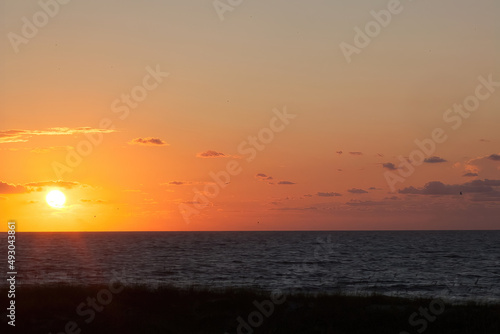 Sunrise over the ocean © Allen Penton