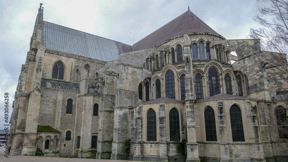 Reims - a French city with German features