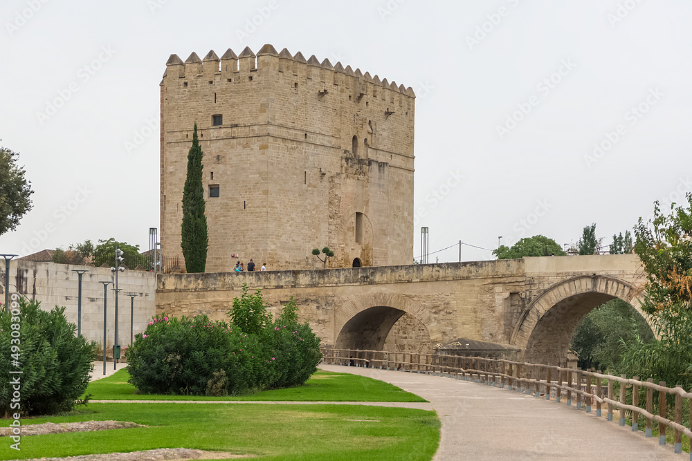 View at the Calahorra tower, Torre de la Calahorra, Islamic origin, a fortified gate, Roman Bridge over Guadalquivir river, on historic downtown center of Córdoba, Spain