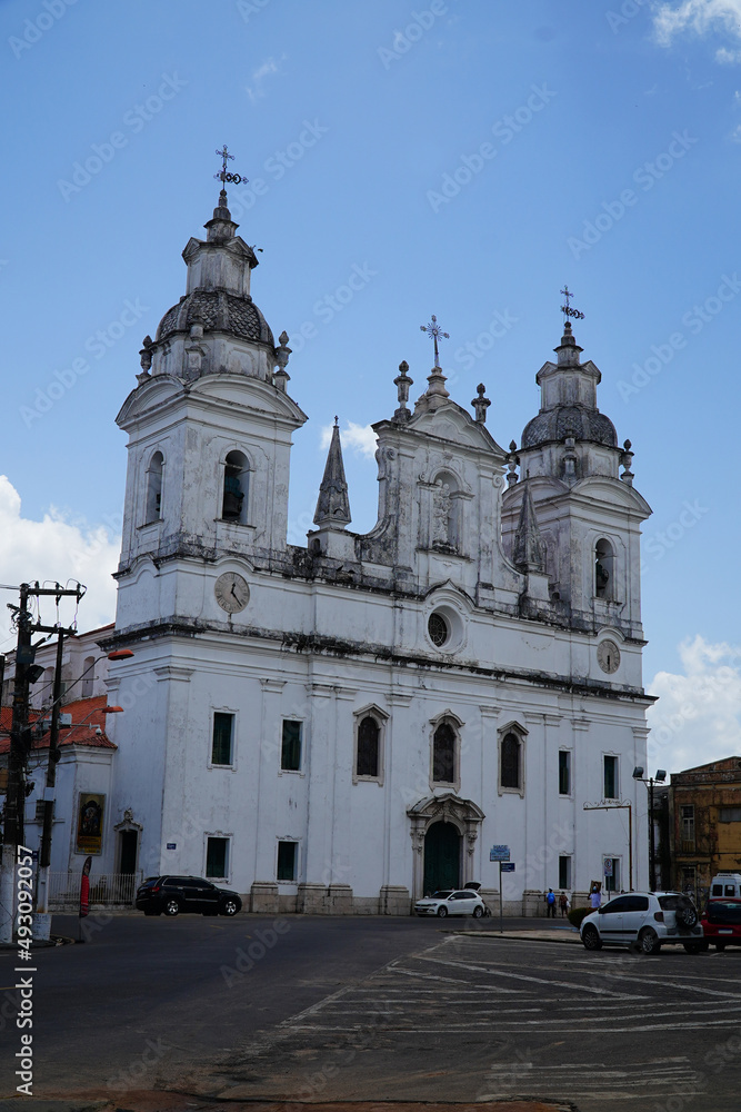 Belem Metropolitan Sé Cathedral, built by the Italian architect Antonio Jose Landi. Completed in 1782 with a Baroque facade.