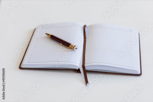 Wallpaper Mural notepad and pen on the table Torontodigital.ca