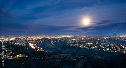 Εκτύπωση καμβά moon over san diego california