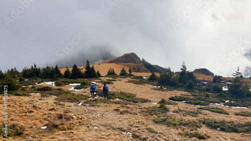 Bild auf Leinwand hiking in the mountains, Hasmas Mountains, Romania