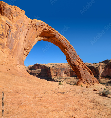 Beautiful view of Corona Arch and the stunning surrounding landscape