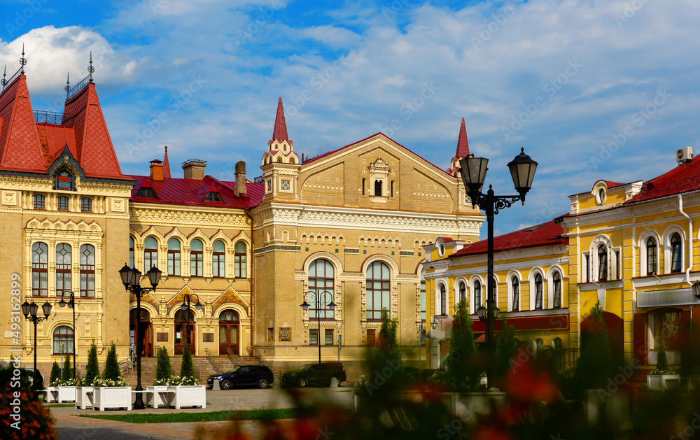 Red Square in Rybinsk with view of Rybinsk State History, Architecture and Art Museum Preserve.
