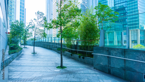 Photography Scenery of a high-rise office building fitted with glass_29