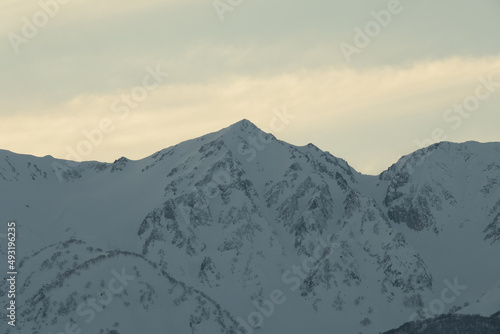 美しい冬の山