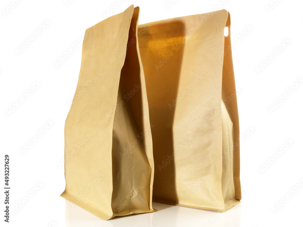 Verschiedene Papiertüten - Freigestellt