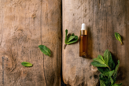 Organic essential aroma or cosmetic oil from fresh ingredients