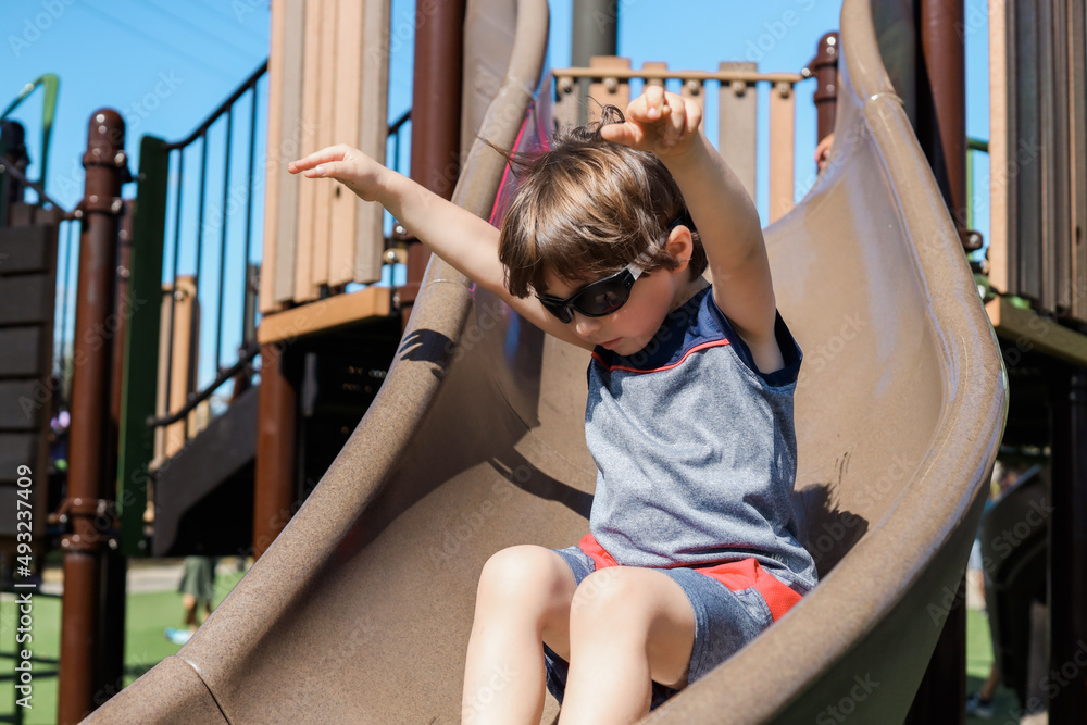 Kissimmee Lakefront Park Grassy waterfront park with walking paths, a