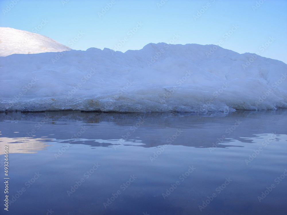 Obraz premium Slush on the seashore