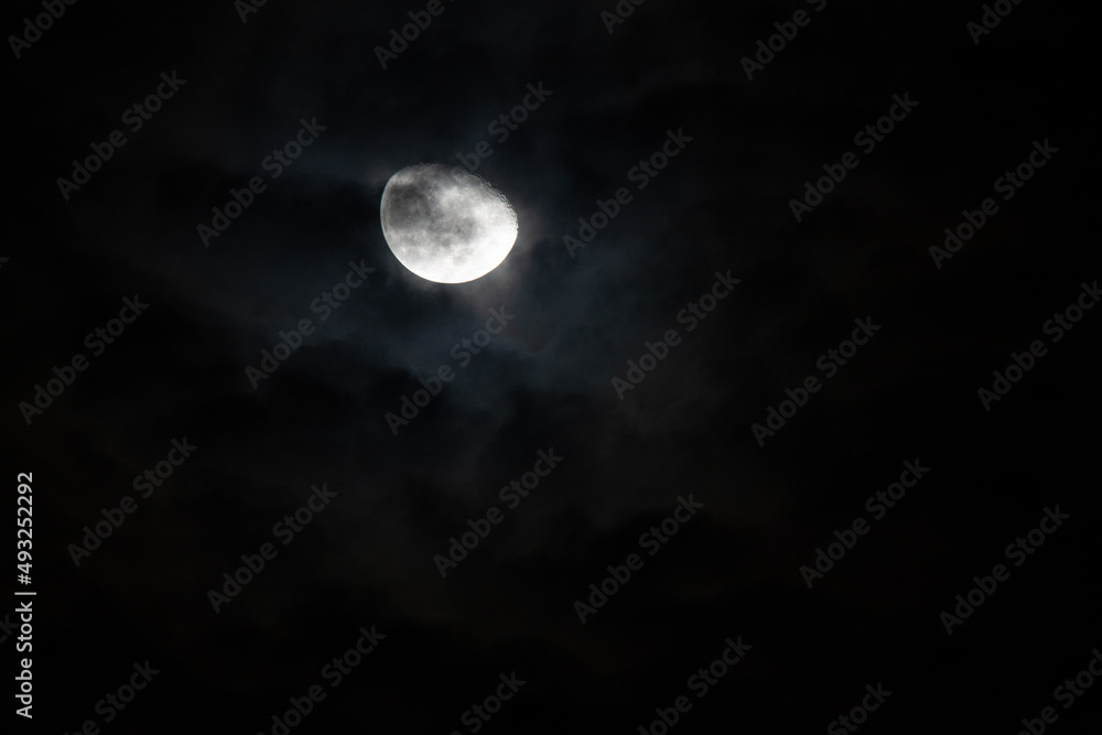 Super full moon with dark background. Horizontal Photography. copy space for life quotes and religion, greeting cards and decorations. Super full moon with dark background. Horizontal Photography. copy space for life quotes and religion, greeting cards and decorations.