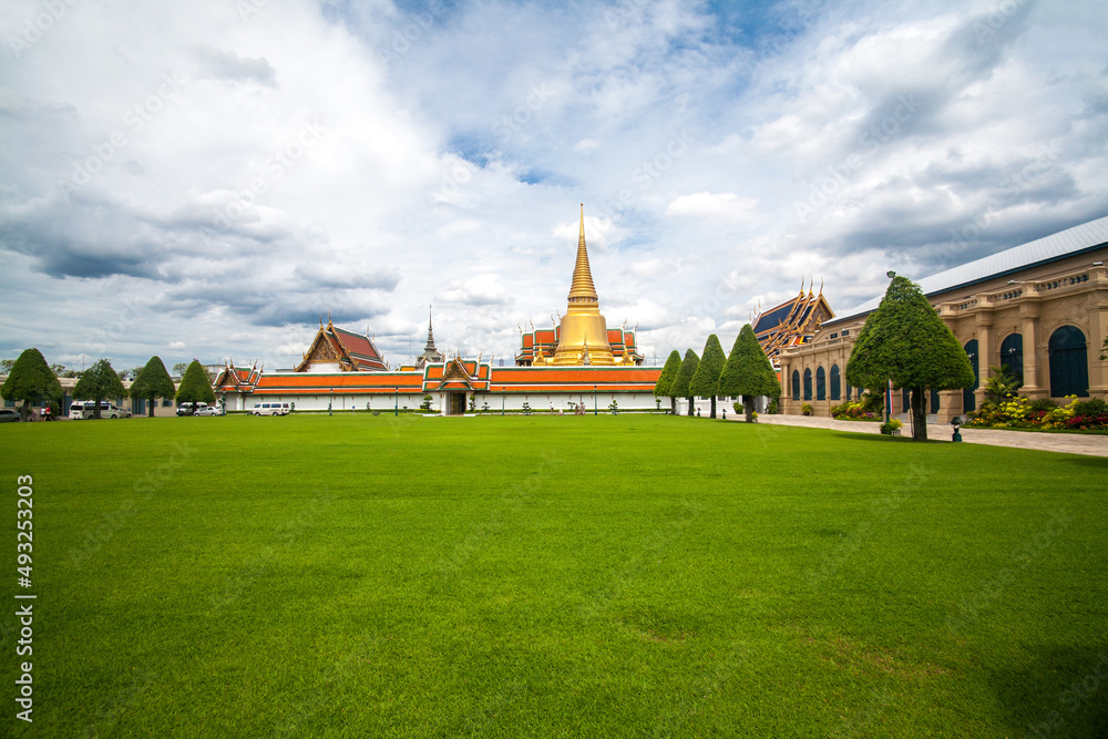 Wat Phra Kaew, It's regarded as the most sacred Buddhist temple located in Phra Nakhon District, the historic centre of Bangkok 