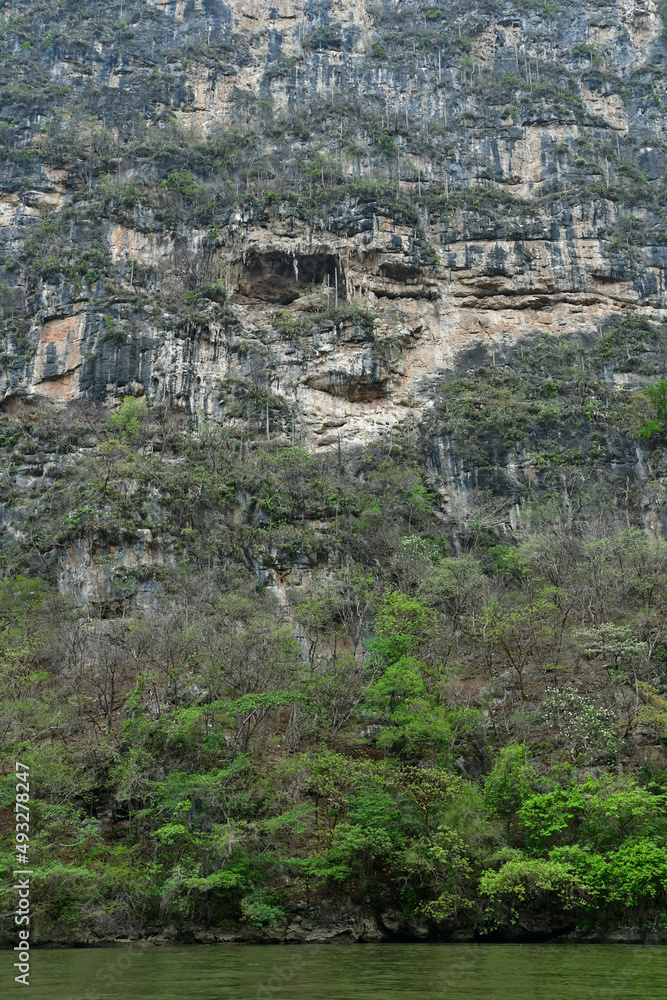 Tuxtla Gutierrez;  United Mexican States - may 14 2018 : El Sumidero canyon
