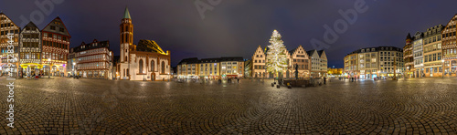 Frankfurter Römer with illuminated christmas tree - 360° panorama at night