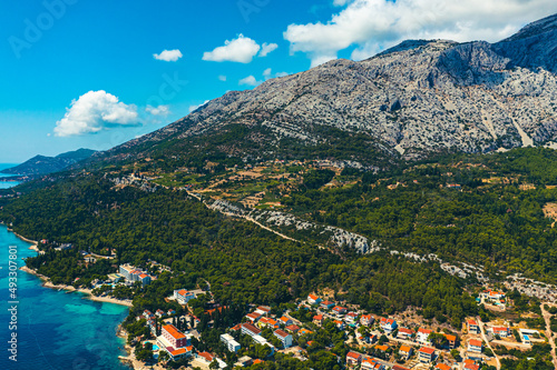 Miasteczko i port nad Adriatykiem © Dronexpress