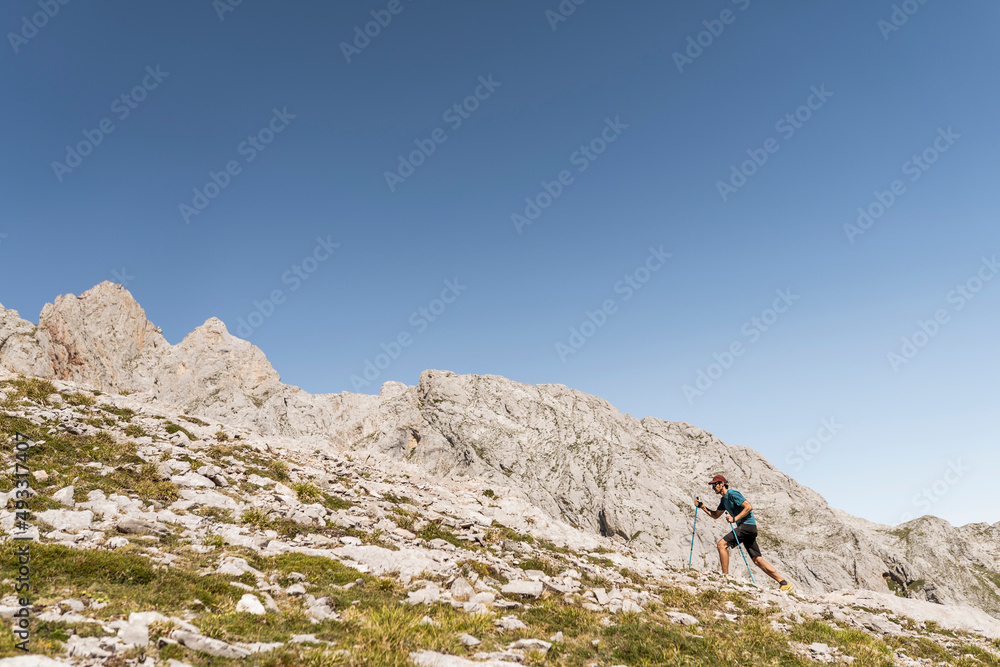 Man hiker Man hiker