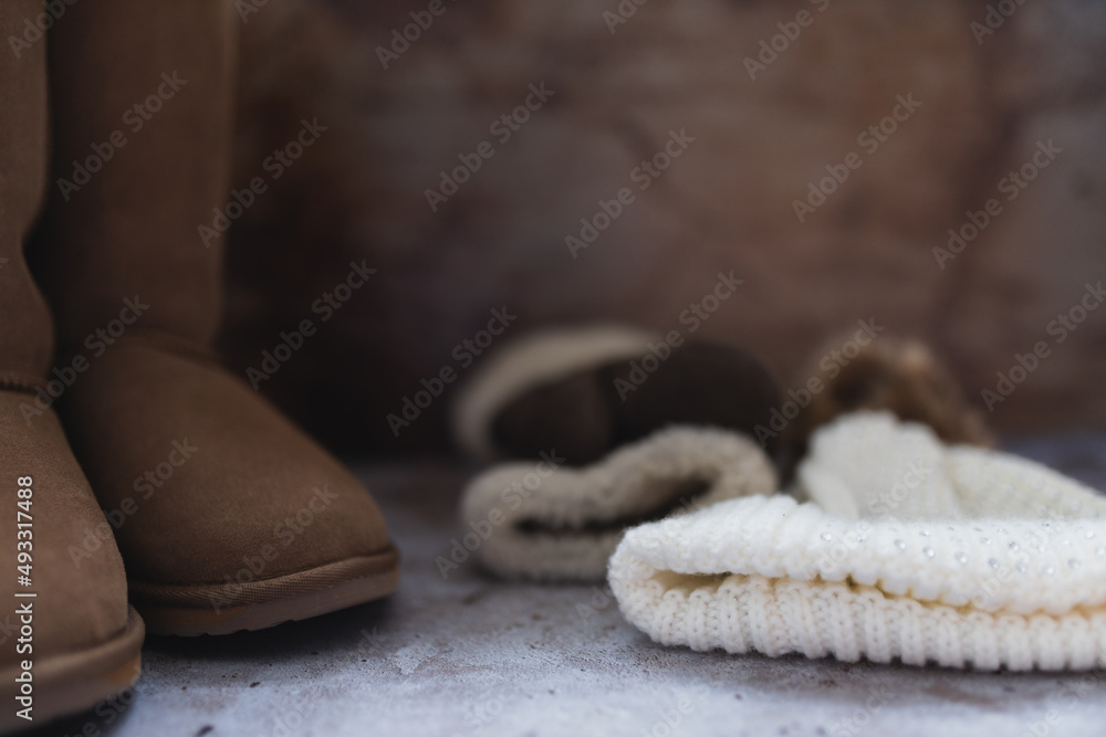zimowe ubrania, brązowe kolory, buty emu, kozaki zimowe ubrania, brązowe kolory, buty emu, kozaki