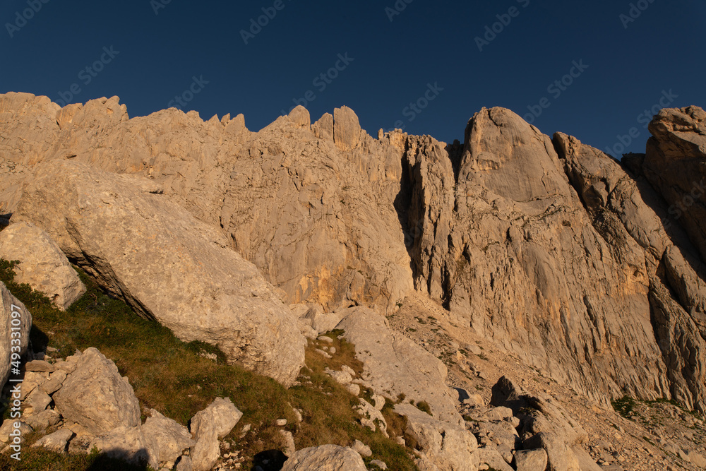 Sunrise and rocky mountains in the Apennines, Italy Sunrise and rocky mountains in the Apennines, Italy