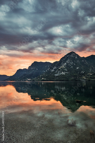 sunset on the lake © Francesca Emer