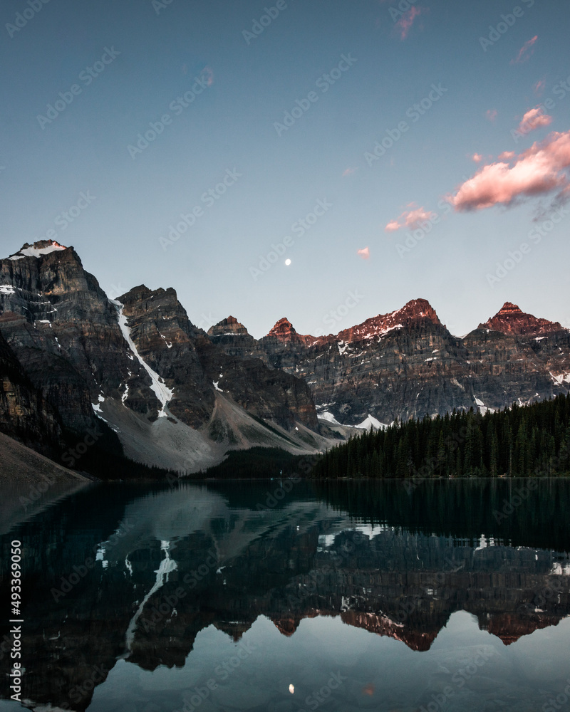 Moraine Lake Sunrise, Banff National Park 