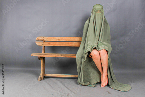 fashioned armchair
Afghan girl, Afghan woman, Afghan tent 