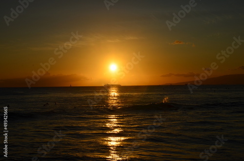 海に沈む夕陽 © kyoju1128