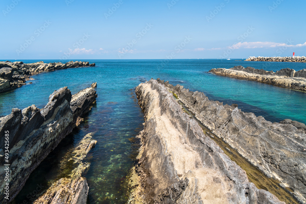 城ヶ島 灘ヶ崎の海景【神奈川県・三浦市】 Jogashima island, a famous tourist destination in Kanagawa Prefecture, Japan 城ヶ島 灘ヶ崎の海景【神奈川県・三浦市】 Jogashima island, a famous tourist destination in Kanagawa Prefecture, Japan