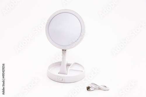Cosmetic mirror with LED lighting. With double mirror. Super bright. Comfortable and stylish.