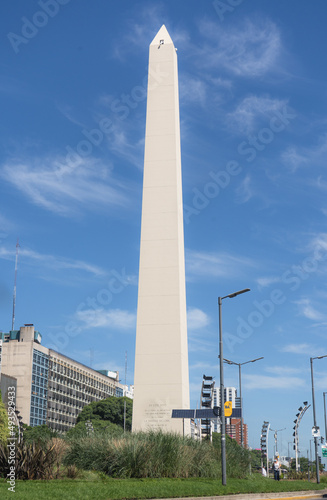 Photo obelisk of buenos aires 9 de julio avenue