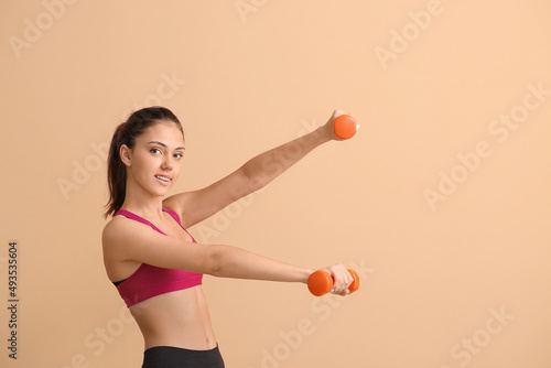 Sporty teenage girl with du...