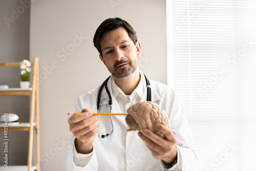 Konstfotografi Brain Surgeon Or Neurologist Doctor Explaining