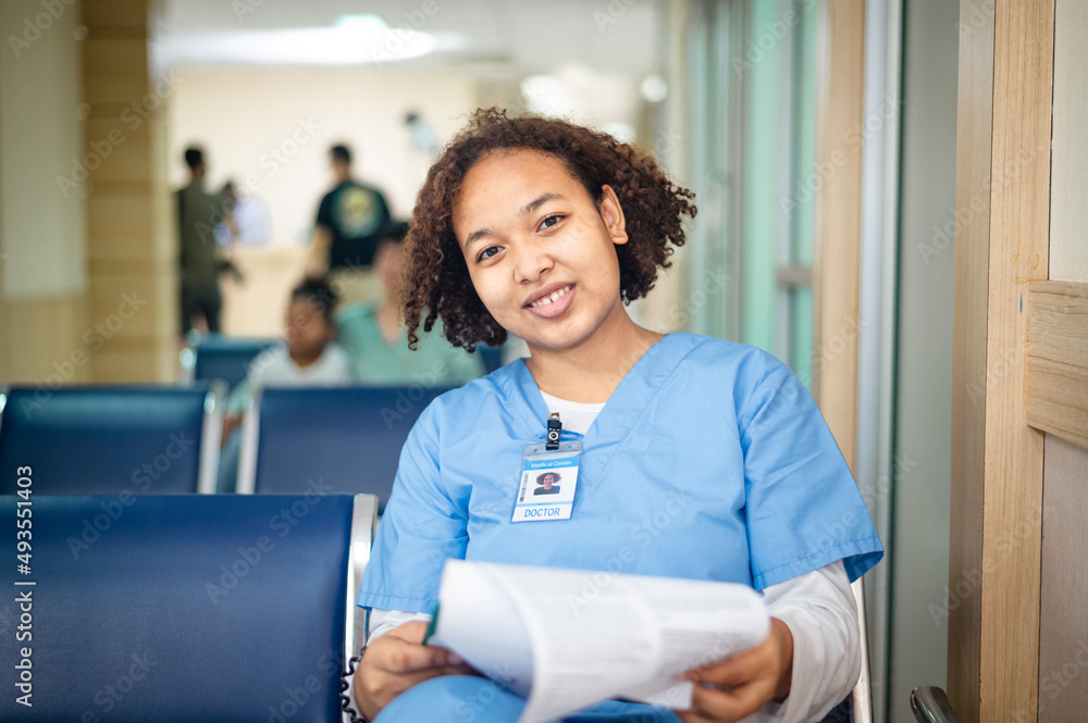 African american women are doctor trainee in hospital, American medical student or intern African american women are doctor trainee in hospital, American medical student or intern