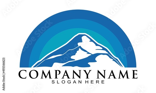 Elegant mountain and sun illustration vector logo