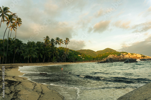 Obraz na płótnie beach at sunrise, Tayrona, Colombia w salonie