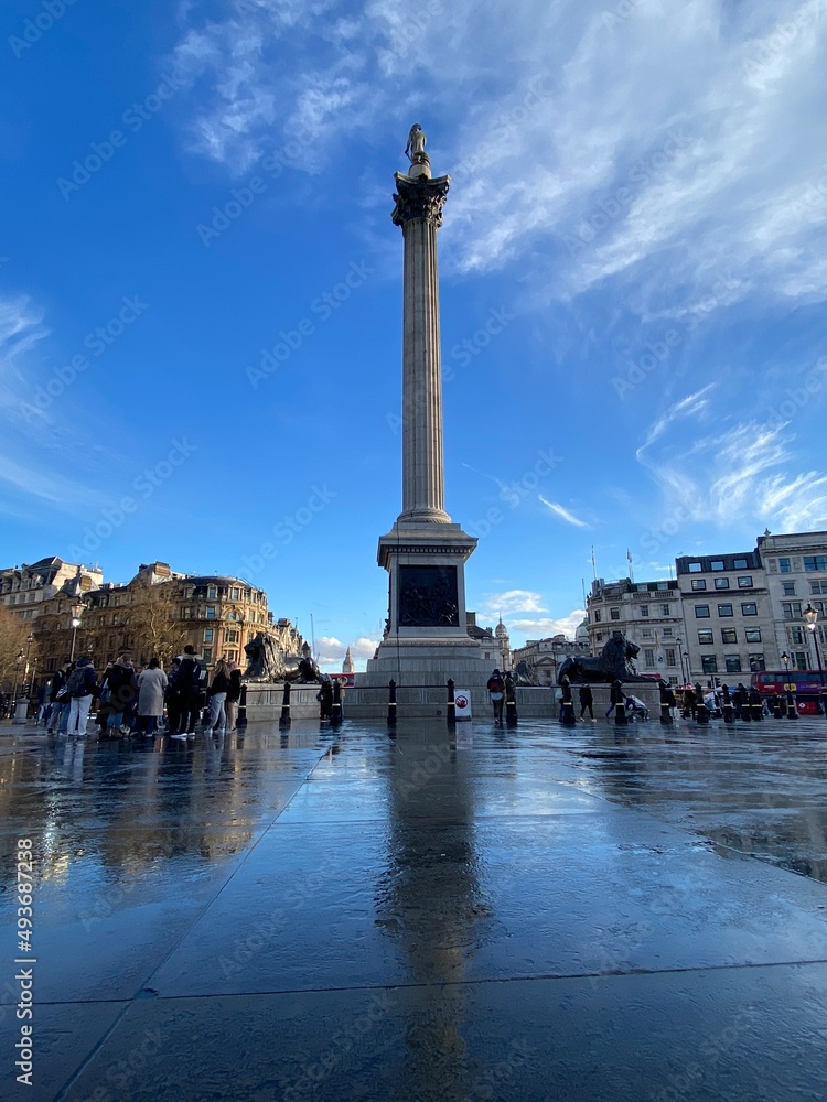 London, uk - 03.12.2022: Trafalgar square, after rain lions and nelsons column 