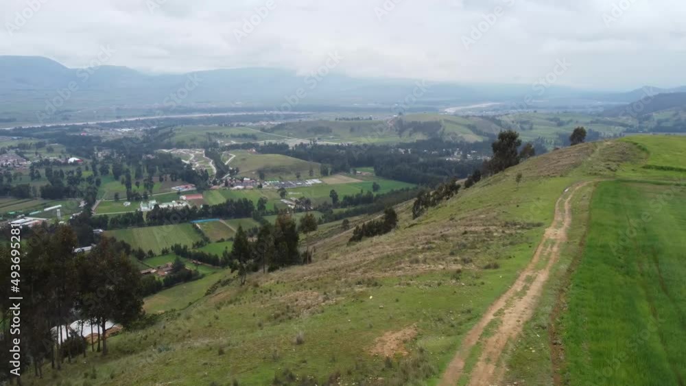 Panorámicas del Valle del Mantaro, Junín, Perú. Concepto de Turismo Panorámicas del Valle del Mantaro, Junín, Perú. Concepto de Turismo