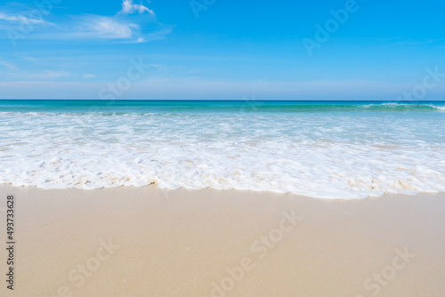 Fototapeta Naklejka Na Ścianę i Meble -  Phuket sea Beautiful tropical sandy beach with blue ocean and blue sky background image for nature background or summer background