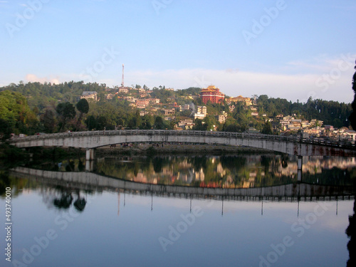 The small hill town mirrored at Sumendu Lake look mesmserizing at Mirik in Darjeeling. This is an old artificial lake measuring around 1.25 km long and main attraction of the place.
