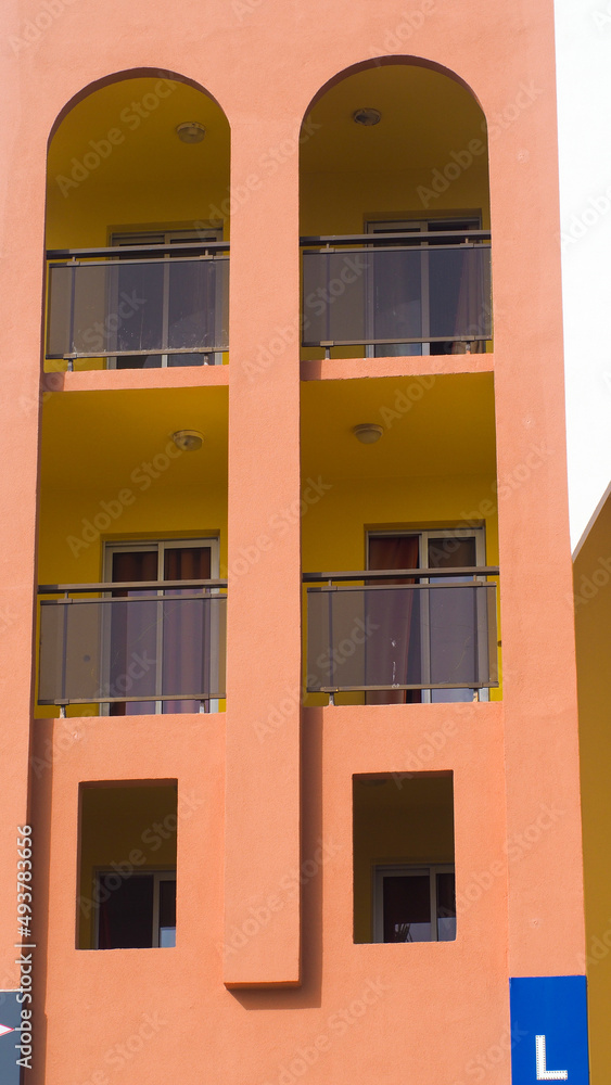 Appartements côtiers à Port-Leucate, riches en couleurs