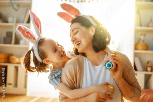 Wall Mural Family celebrating Easter