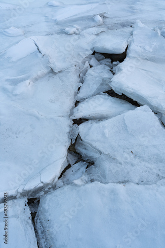 Cracked Icebergs patterns
