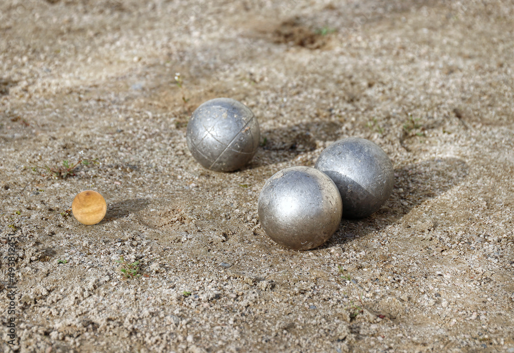Lot de 3 Boules de pétanque métalliques, avec cochonnet et mètre